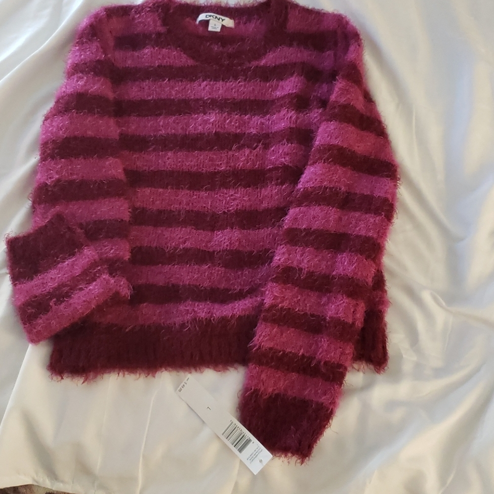 Girls sweater